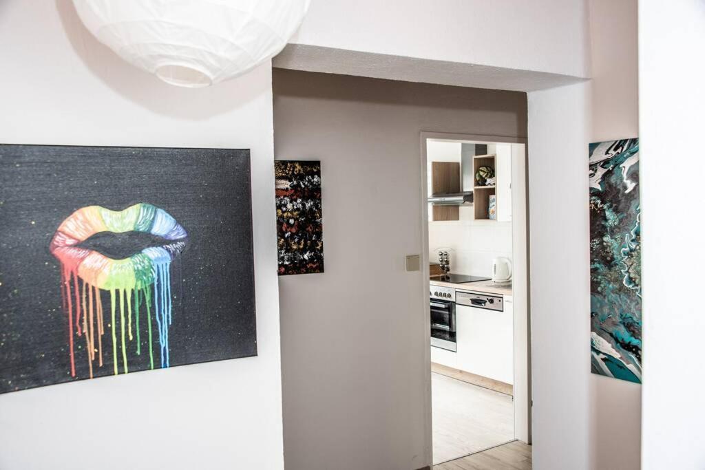 Apartment Pouringraz Fuer Kunst- Und Tennisliebhaber Екстериор снимка